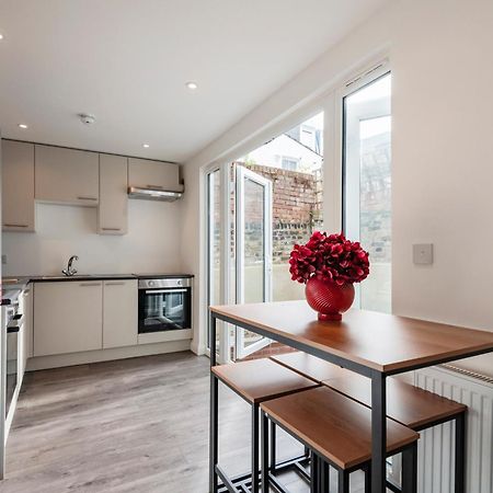 Fulham Studio Apartments London Exterior photo