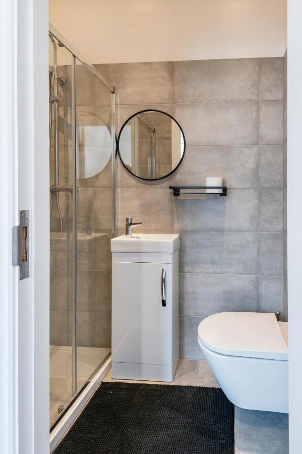 Fulham Studio Apartments London Exterior photo