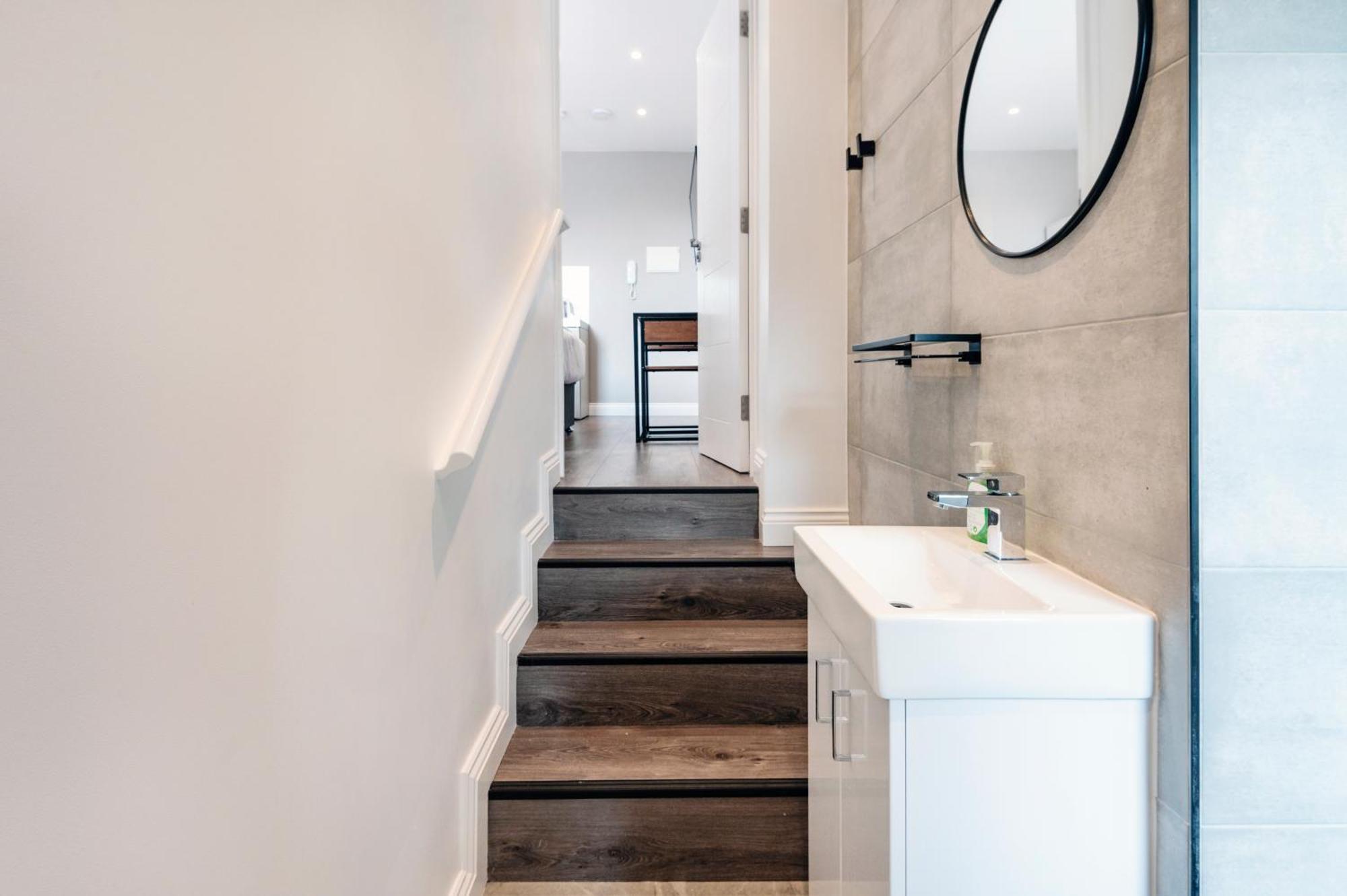 Fulham Studio Apartments London Exterior photo